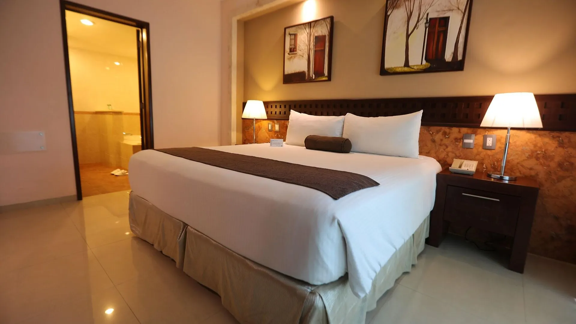 Wyndham Mérida 5*,  Mexico